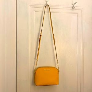Michael Kors Crossbody purse